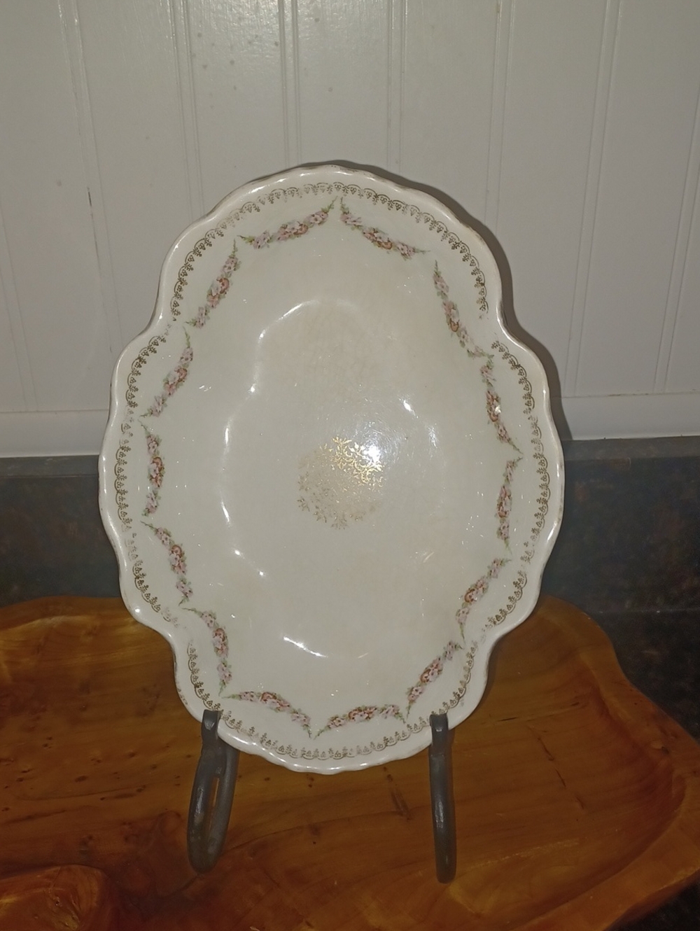 Almost Antique Homer Laughlin Golden Rose Serving Bowl
